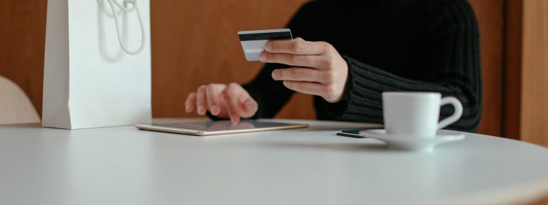 Management of Retail and E-commerce Fraud